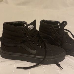 Vans Black skateboard sneaker